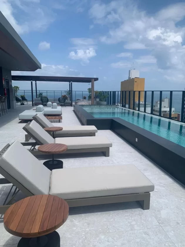Studio mobiliado com belíssima vista pro mar, com 1 dormitório, 26 m², Vitória, Salvador