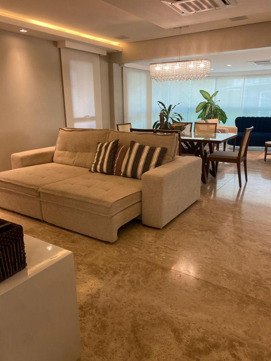 Apartamento venda ou locação no Ocean House Jaguaribe com 2 quartos mobiliado